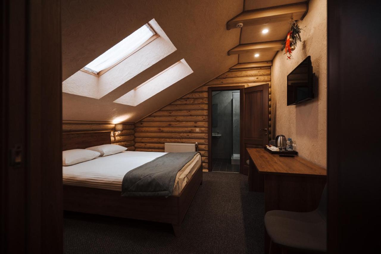 Hotel Turiyske Podvir'Ya Blazhennik Esterno foto